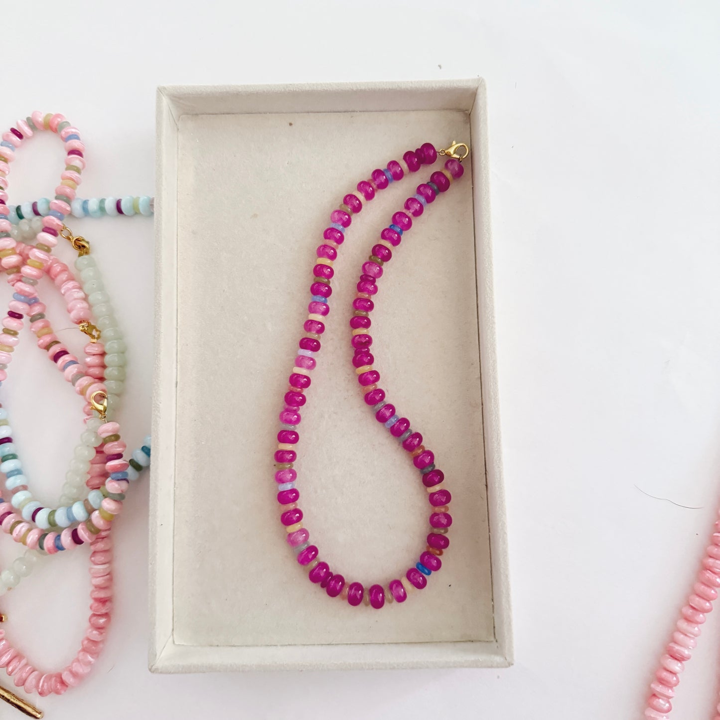 Poppy Necklace in Pink