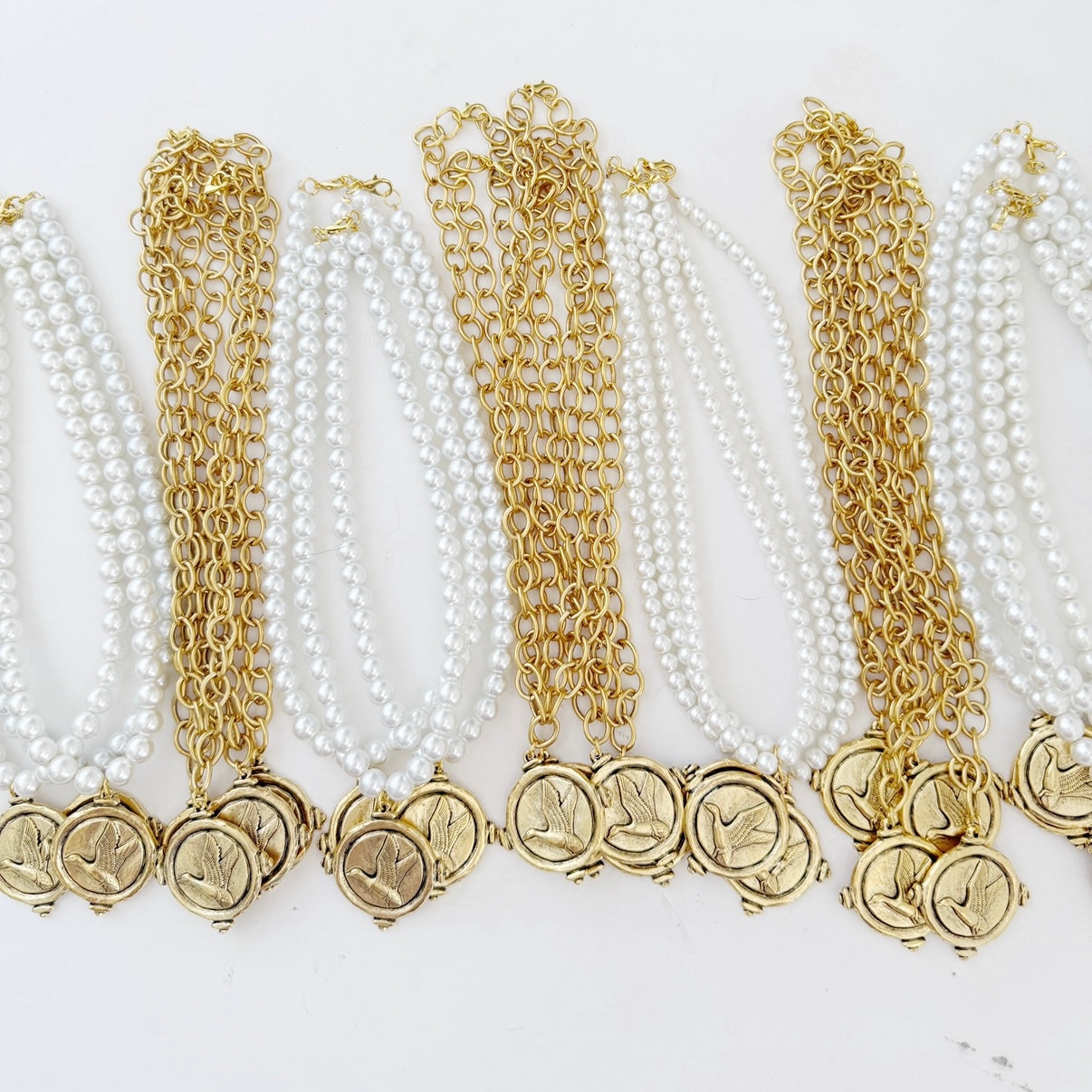 WS Pearl MC Signature Duck Necklace